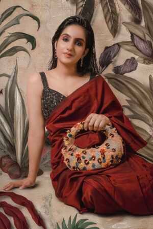 Attachment Details Flora-Lune-Beaded-Bag-in-Peach-–-Handcrafted-Luxury-Accessory_versuhz_nyasa.
